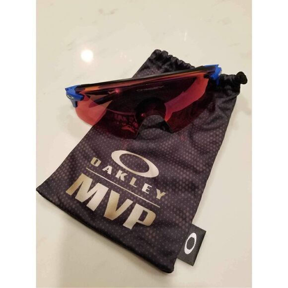 Oakley EXCLUSIVE LIMITED EDITION
Encoder - MVP Exclusive - Picture 12 of 12